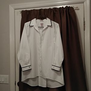 Chico's No Iron White w/Black Trim Blouse 14P